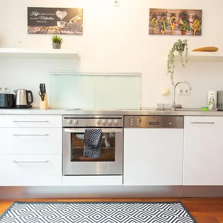 Apartment Fullhouse - - M14 - Balcony - Smarttv